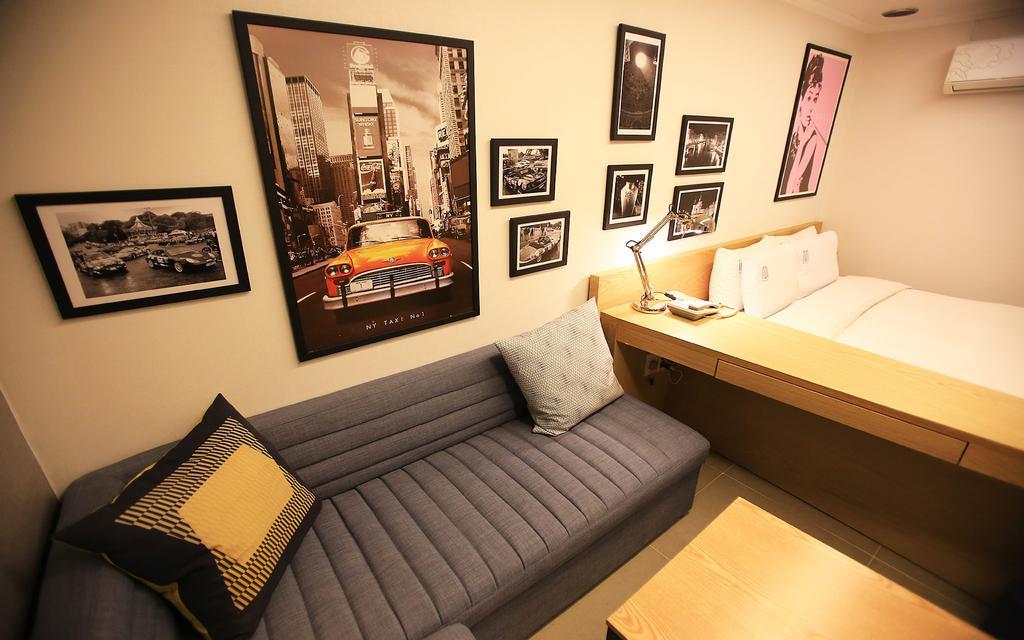Merdi Hotel Suwon Buitenkant foto